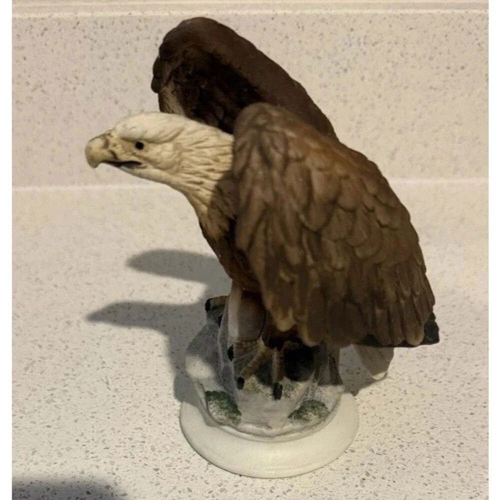 Vintage Lefton China Porcelain American Eagle Figurine KW7212 Japan Patriotic